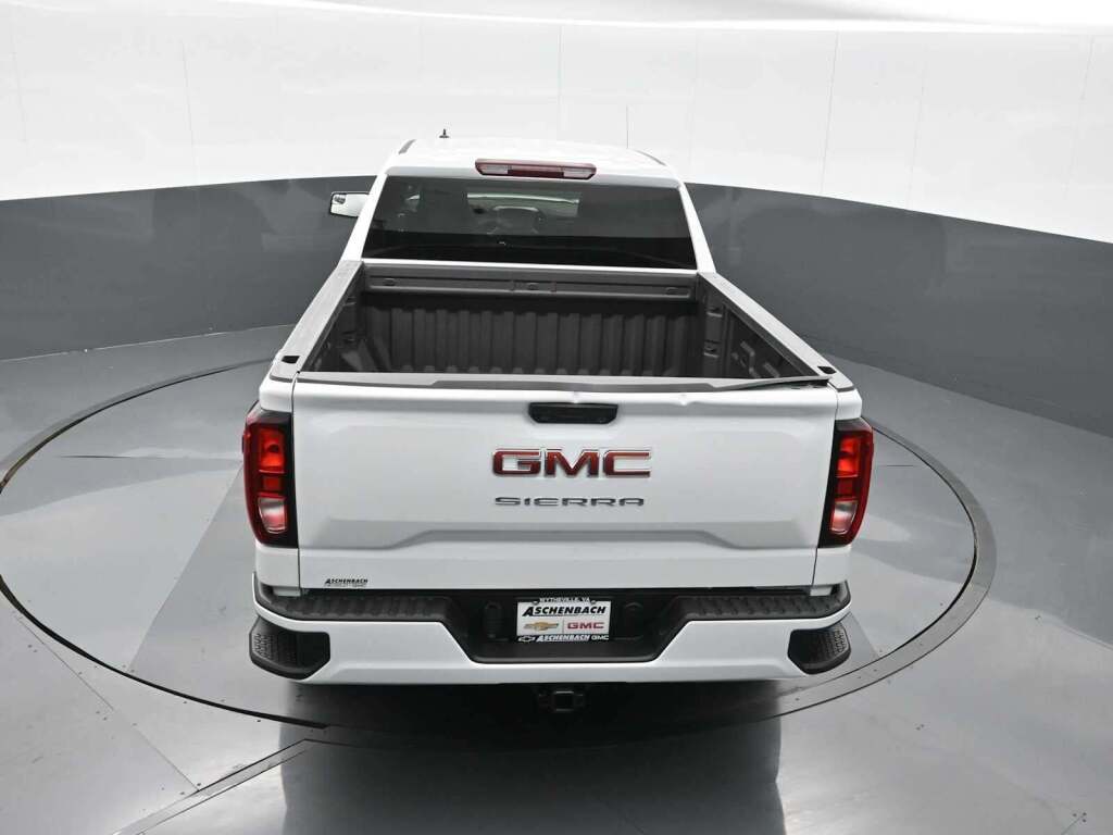 2026 GMC Sierra 1500 Crew Cab, Standard Bed, Pro, 4WD