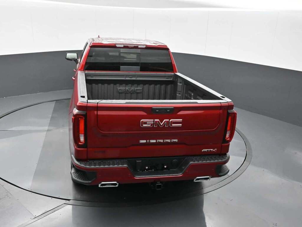 2026 GMC Sierra 1500 Crew Cab, Standard Bed, AT4, 4WD