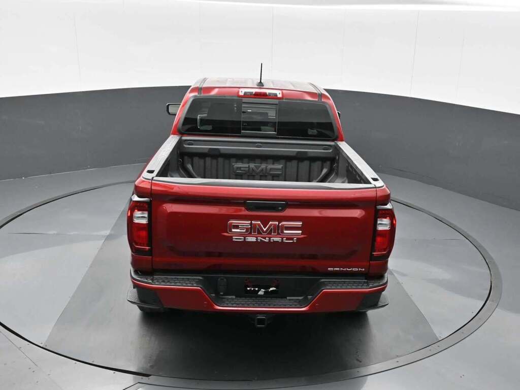 2026 GMC Canyon Denali, 4WD