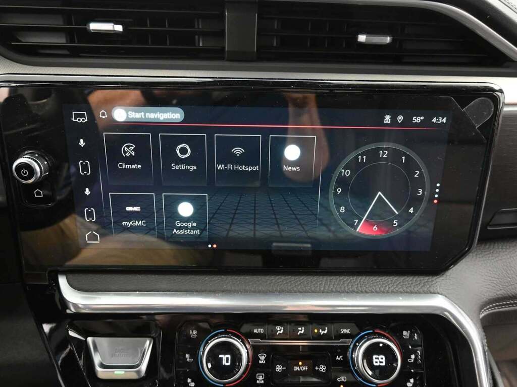 2023 GMC Sierra 1500 4WD Crew Cab Standard Box Denali