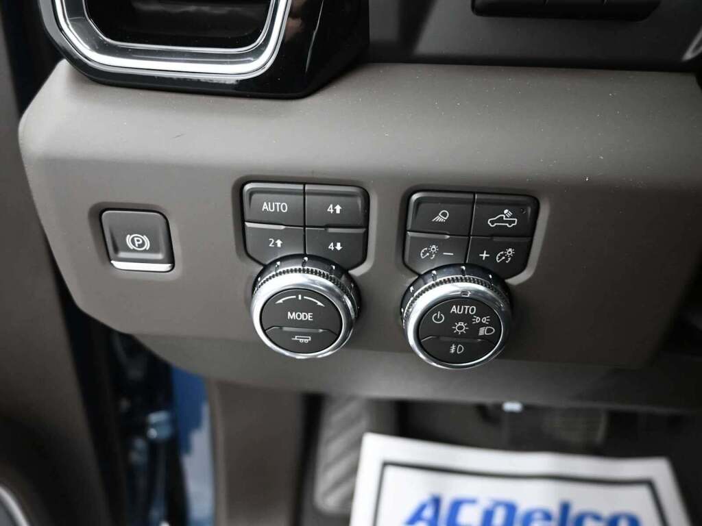 2026 GMC Sierra 1500 Crew Cab, Standard Bed, Denali, 4WD