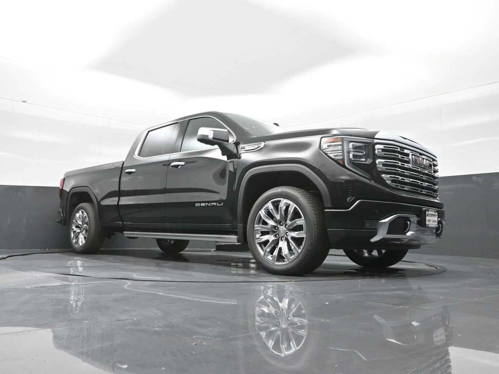 2026 GMC Sierra 1500 Crew Cab, Standard Bed, Denali, 4WD