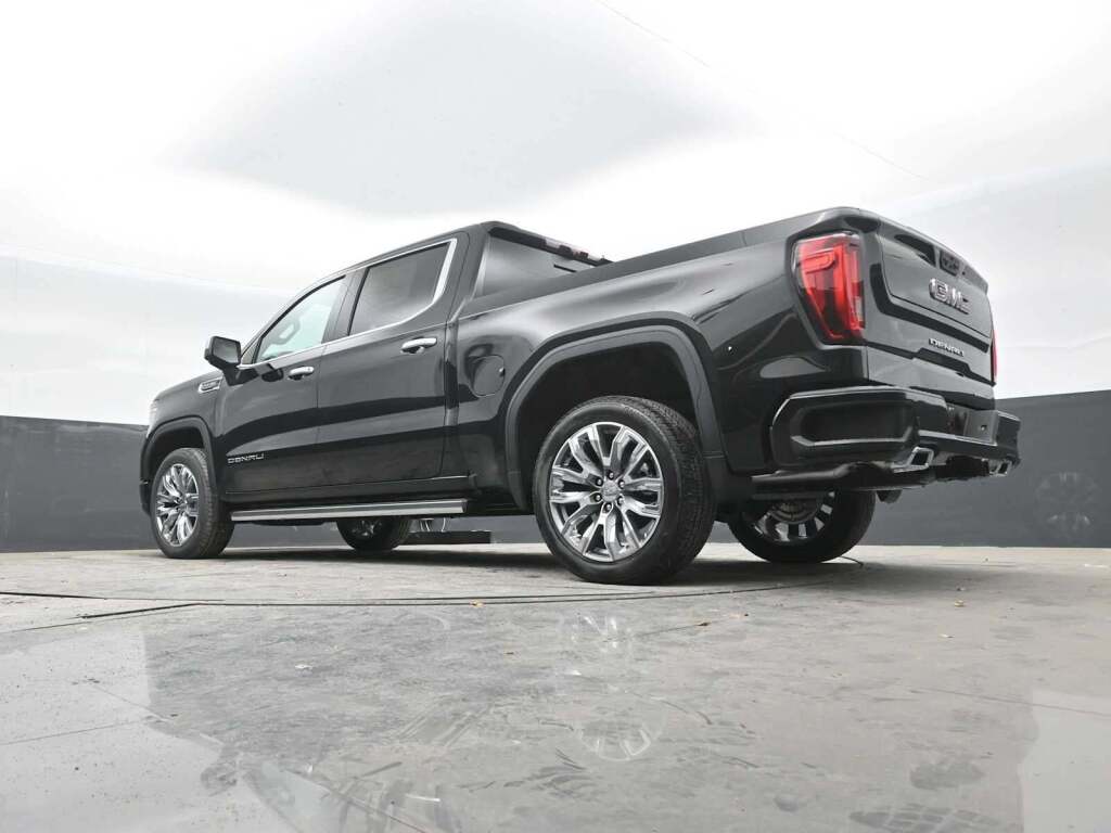 2026 GMC Sierra 1500 Crew Cab, Short Bed, Denali, 4WD