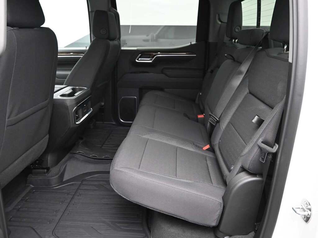 2026 GMC Sierra 1500 Crew Cab, Short Bed, Elevation, 4WD