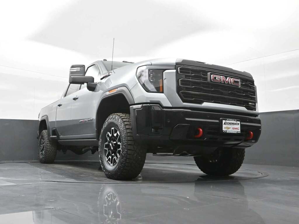 2026 GMC Sierra 2500HD Crew Cab, Standard Bed, AT4X, 4WD