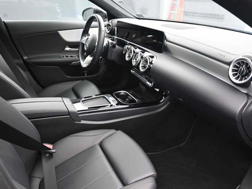 2025 Mercedes-Benz CLA 250 Coupe 