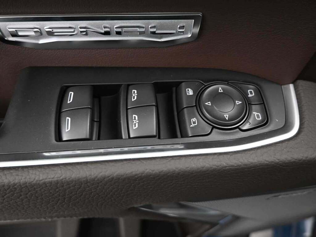 2026 GMC Sierra 1500 Crew Cab, Standard Bed, Denali, 4WD