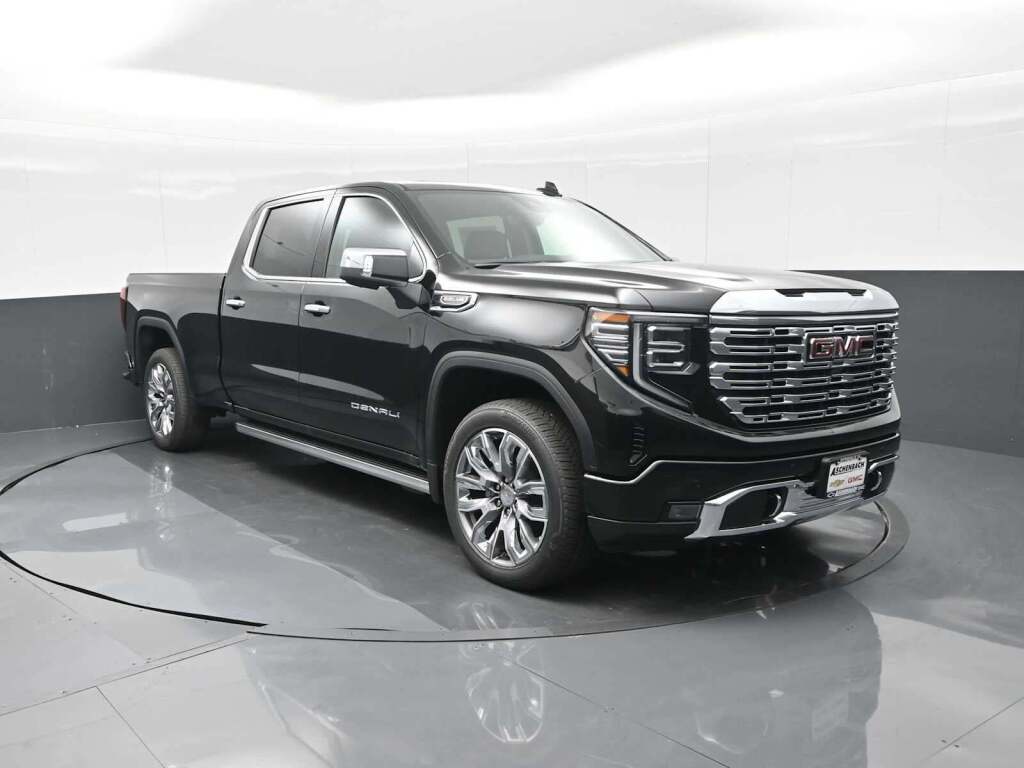 2026 GMC Sierra 1500 Crew Cab, Standard Bed, Denali, 4WD