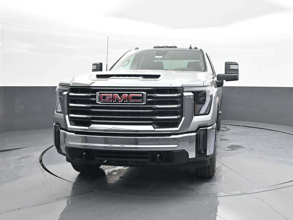 2026 GMC Sierra 2500HD Double Cab, Standard Bed, SLE, RWD