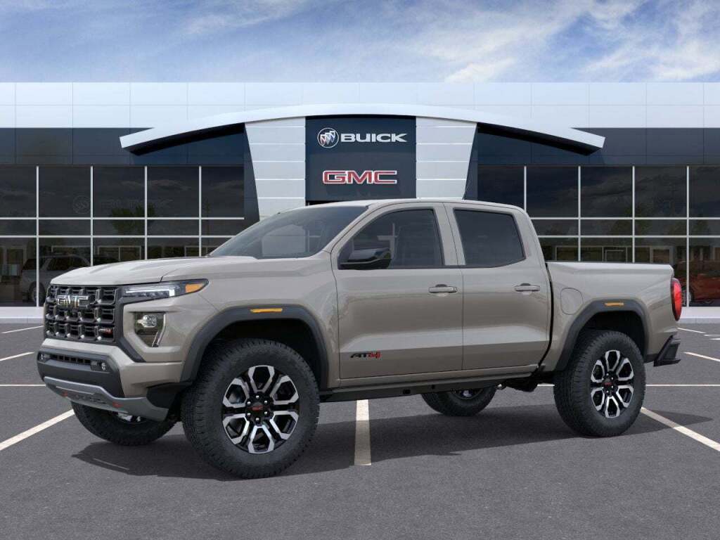 2026 GMC Canyon AT4, 4WD