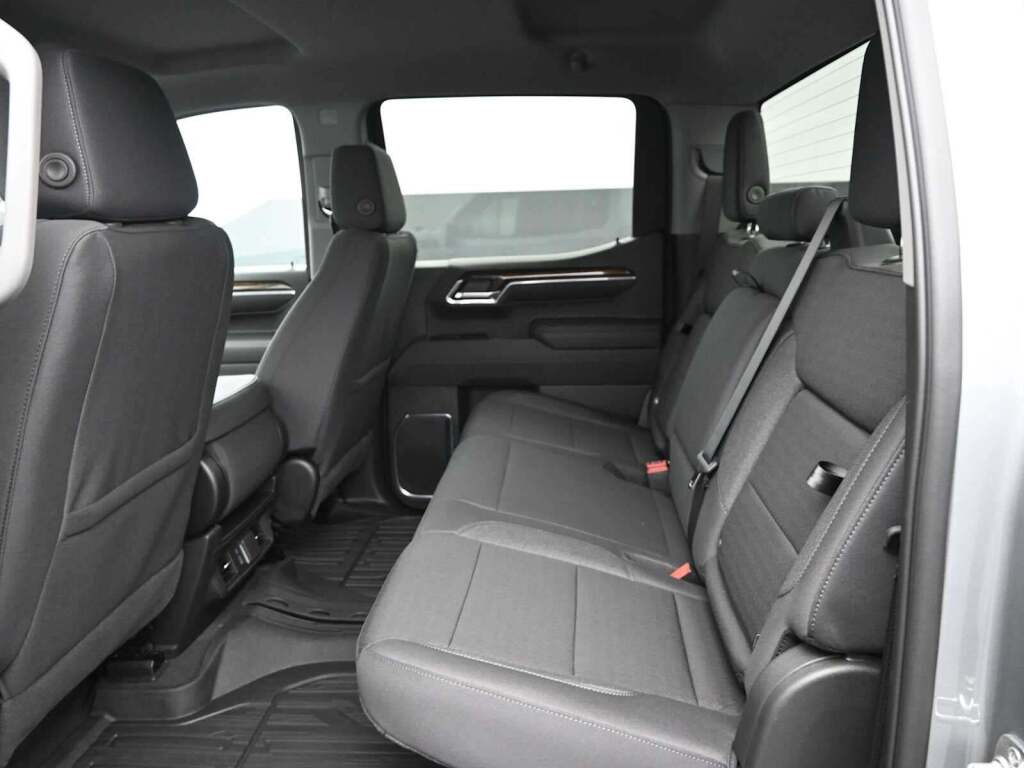 2026 GMC Sierra 1500 Crew Cab, Short Bed, Elevation, 4WD