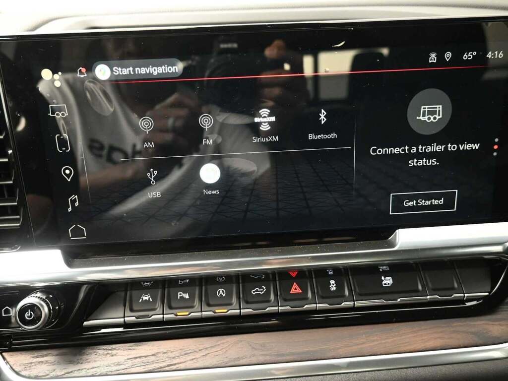 2026 GMC Sierra 1500 Crew Cab, Standard Bed, SLT, 4WD