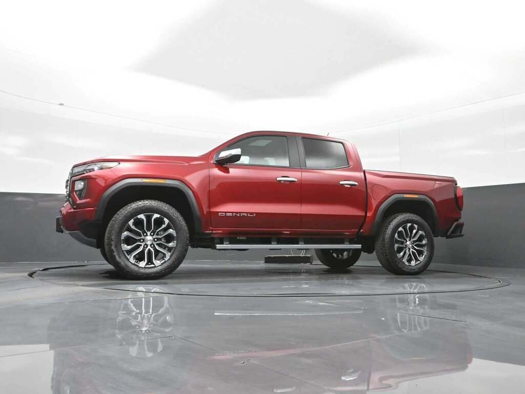 2026 GMC Canyon Denali, 4WD