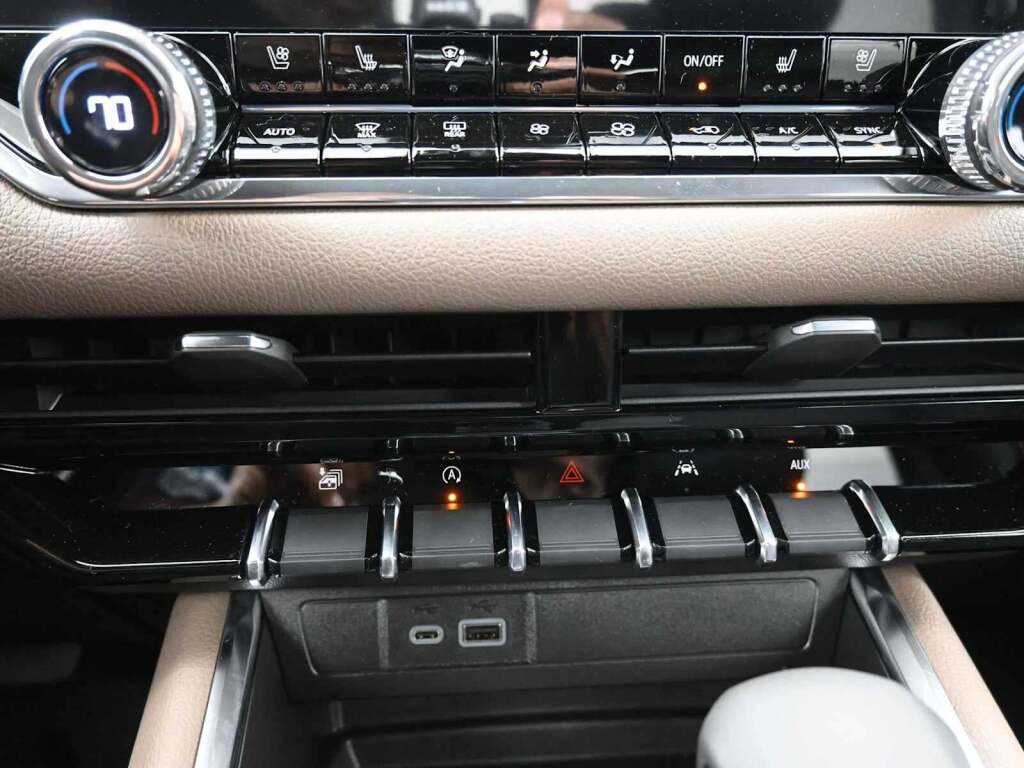 2026 GMC Canyon Denali, 4WD