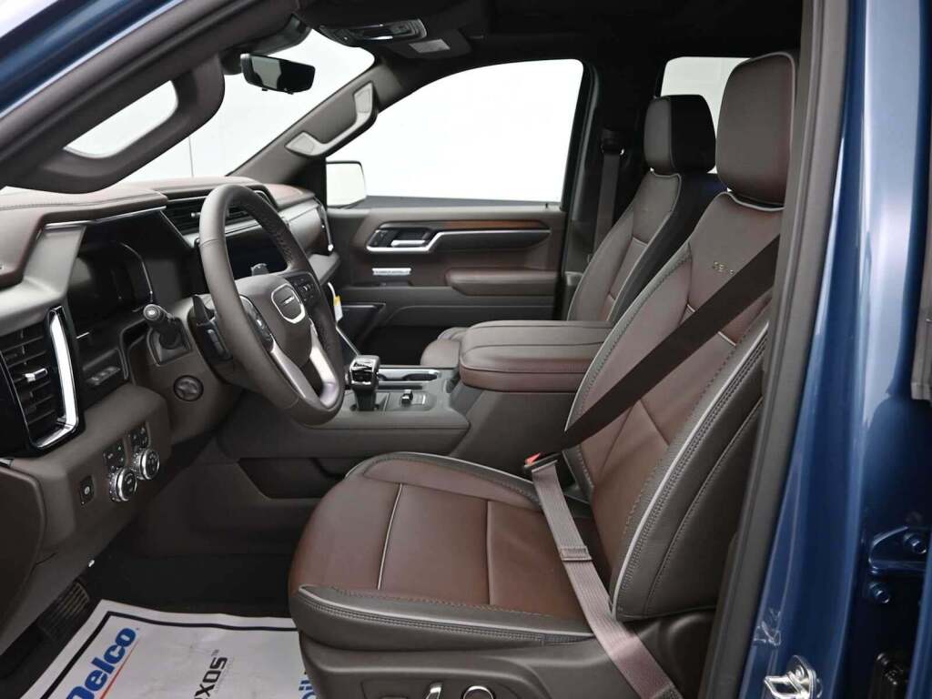 2026 GMC Sierra 1500 Crew Cab, Standard Bed, Denali, 4WD