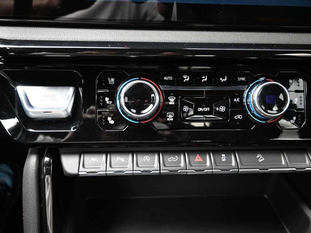 2026 GMC Sierra 1500 Crew Cab, Short Bed, AT4, 4WD