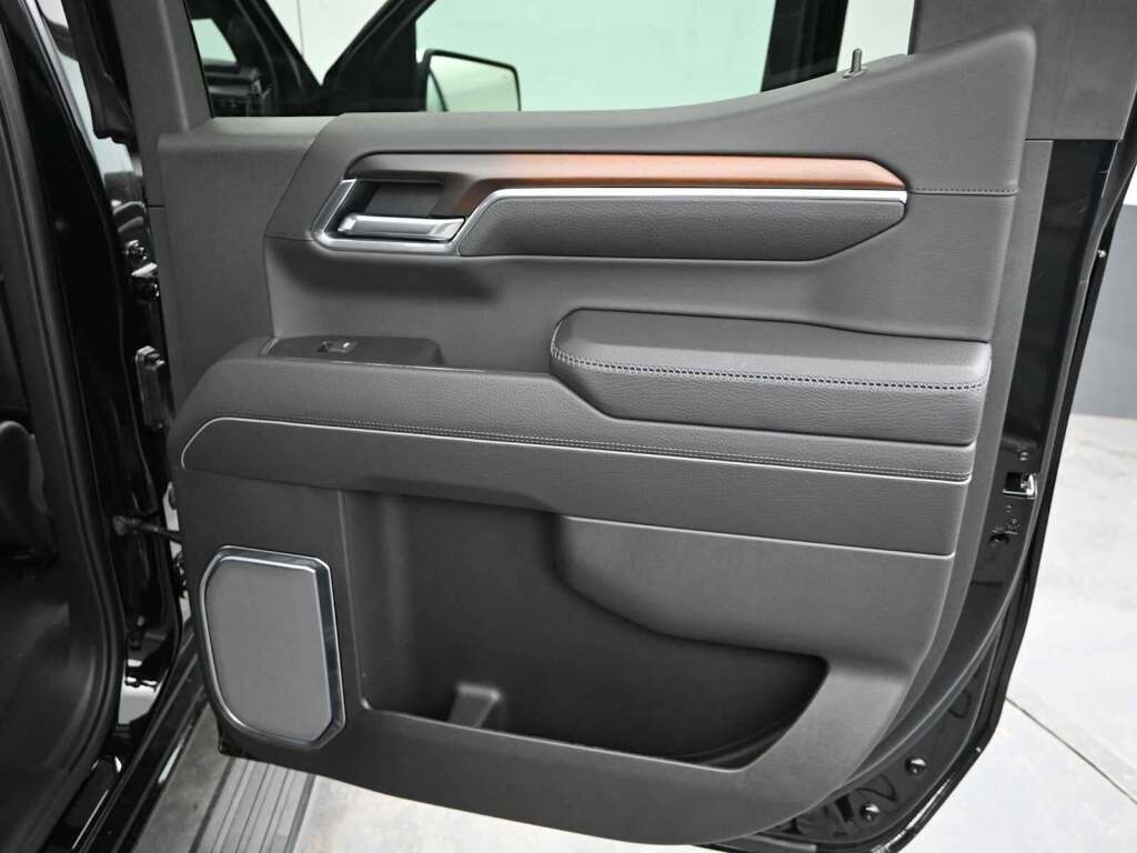 2026 GMC Sierra 1500 Crew Cab, Short Bed, Denali, 4WD