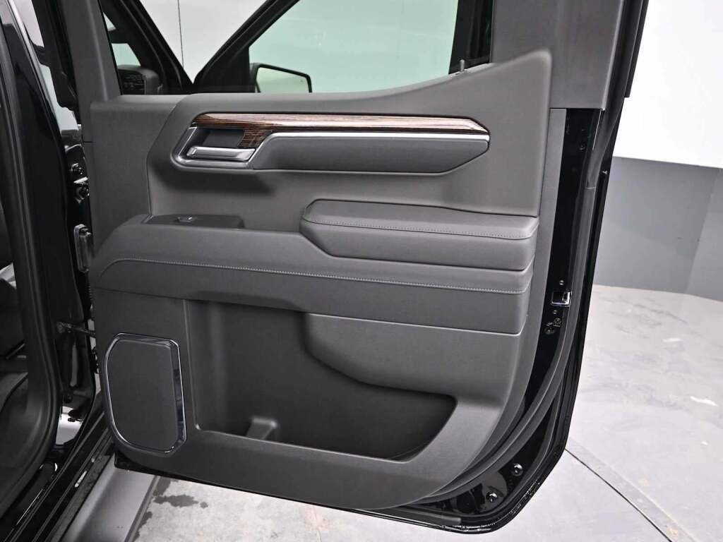 2026 GMC Sierra 1500 Crew Cab, Standard Bed, Elevation, 4WD