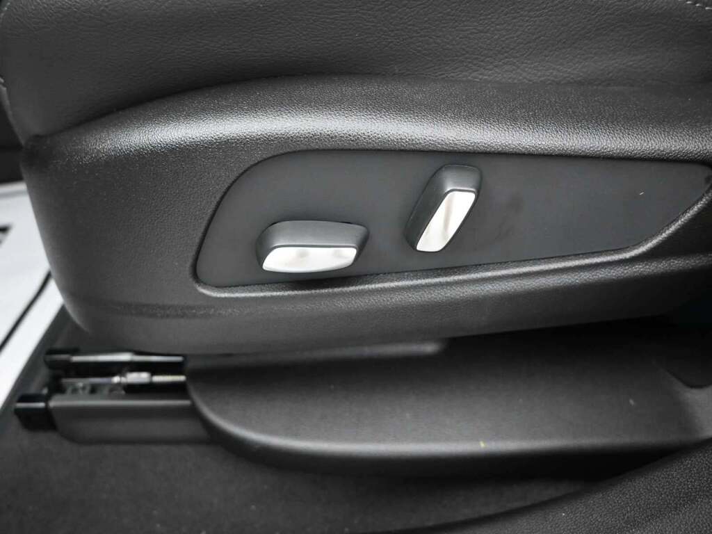 2025 Cadillac XT5 AWD Luxury