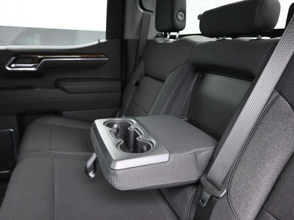 2026 GMC Sierra 1500 Crew Cab, Short Bed, Elevation, 4WD