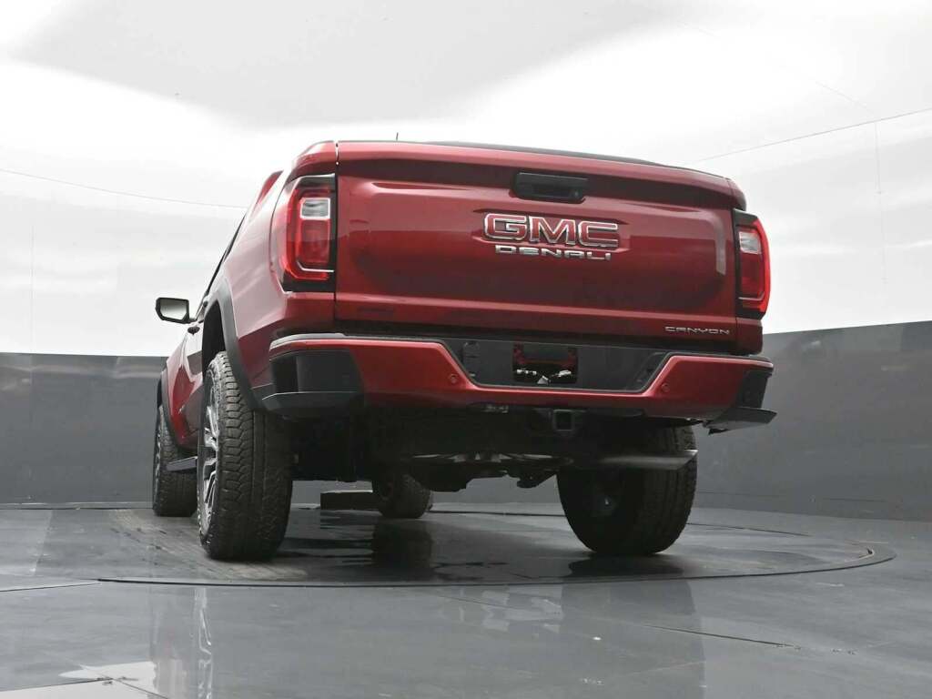 2026 GMC Canyon Denali, 4WD