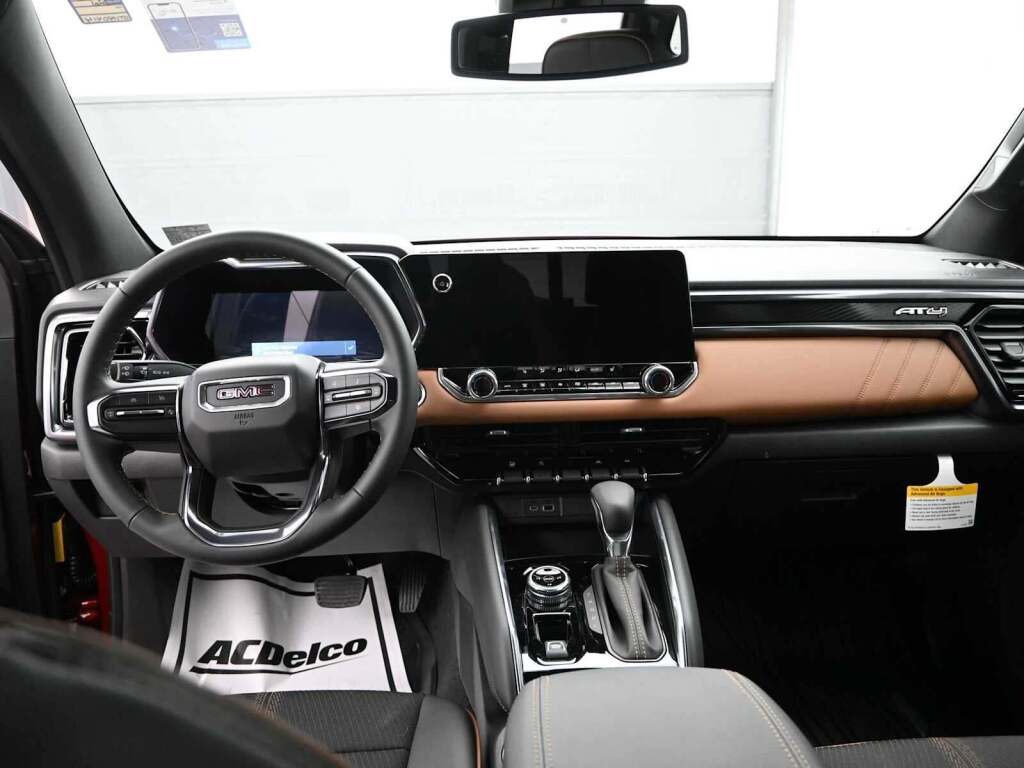 2026 GMC Canyon AT4, 4WD