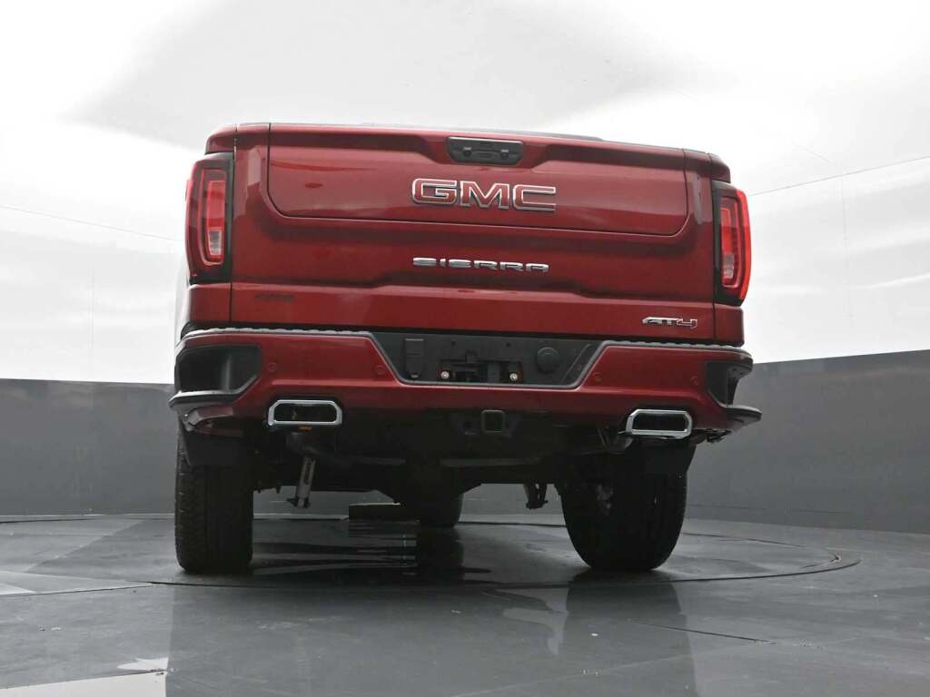 2026 GMC Sierra 1500 Crew Cab, Standard Bed, AT4, 4WD