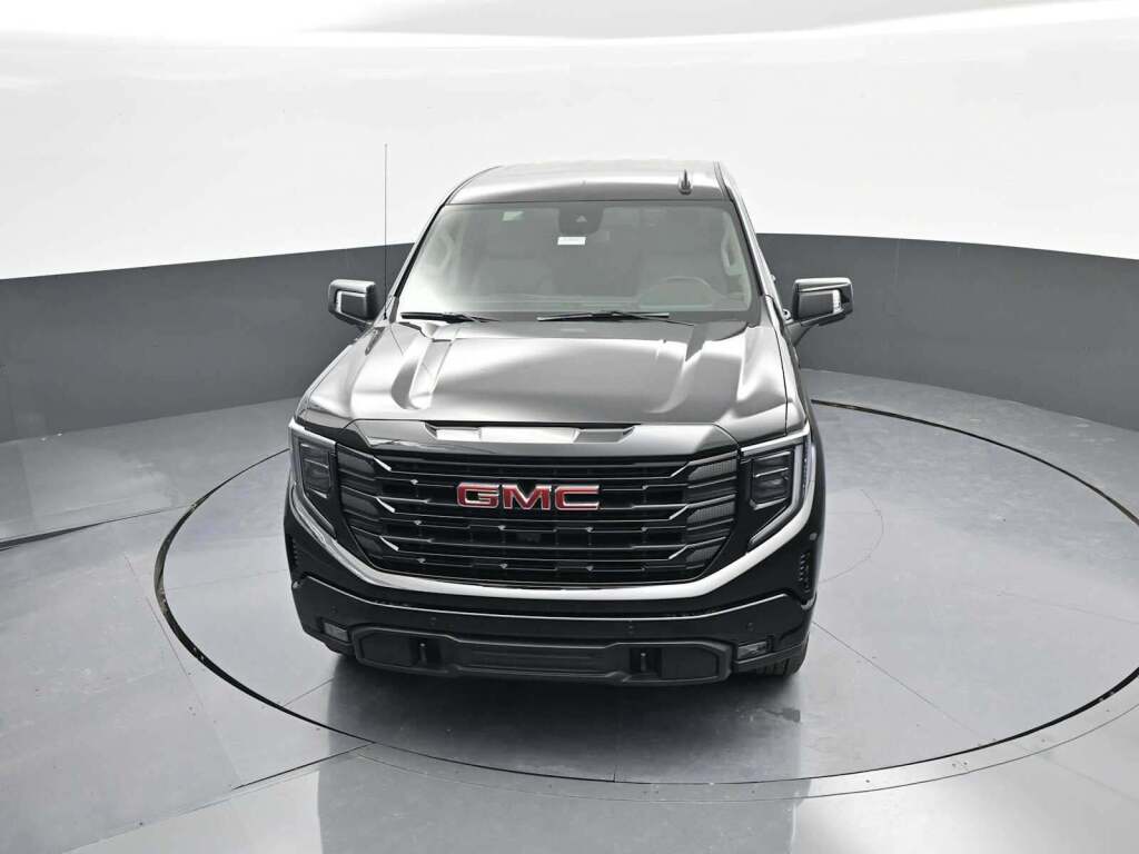 2026 GMC Sierra 1500 Crew Cab, Short Bed, Elevation, 4WD