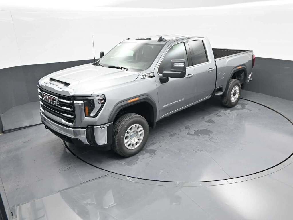 2026 GMC Sierra 2500HD Double Cab, Standard Bed, SLE, RWD