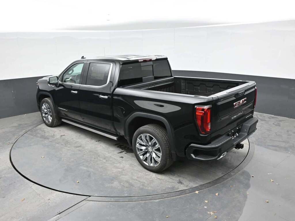 2026 GMC Sierra 1500 Crew Cab, Short Bed, Denali, 4WD