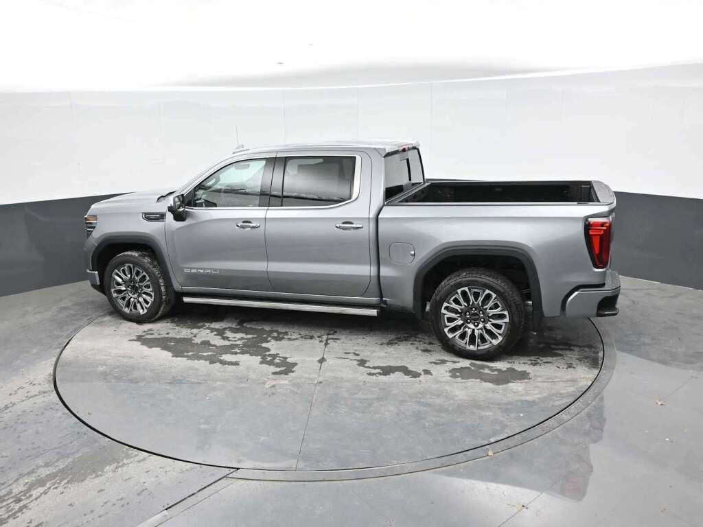 2026 GMC Sierra 1500 Crew Cab, Short Bed, Denali Ultimate, 4WD