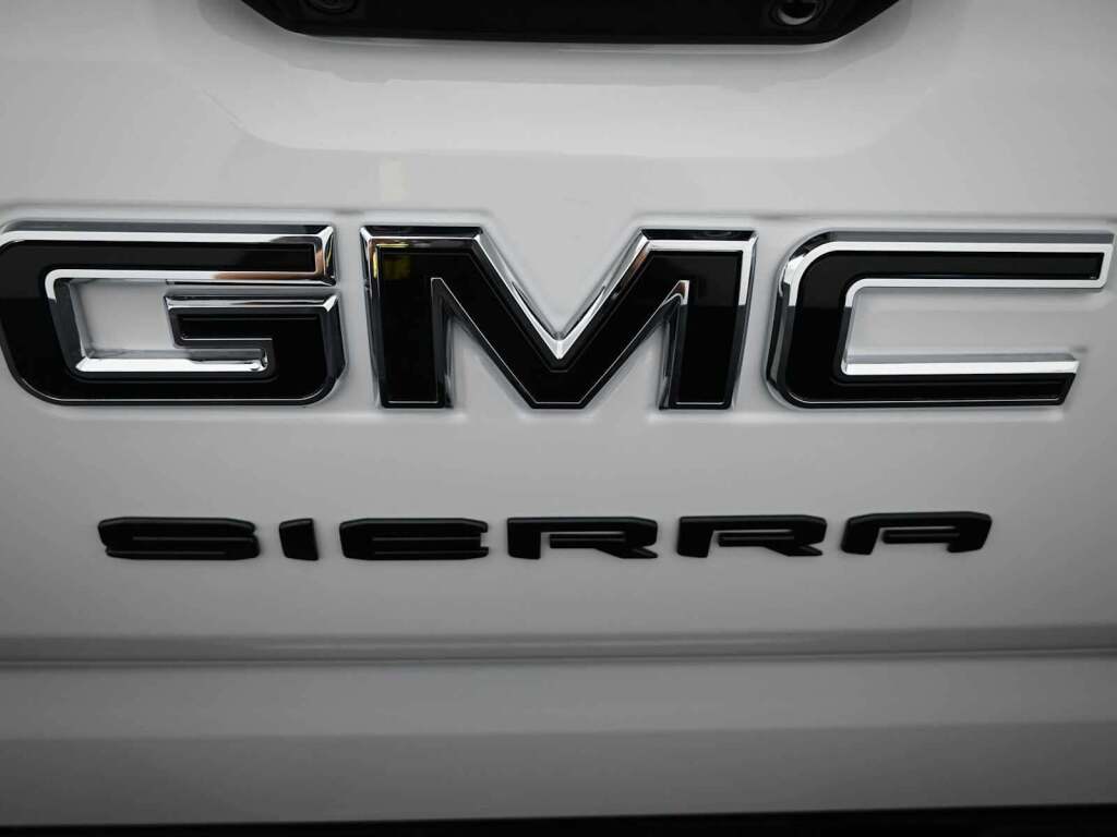 2026 GMC Sierra 1500 Crew Cab, Short Bed, Elevation, 4WD