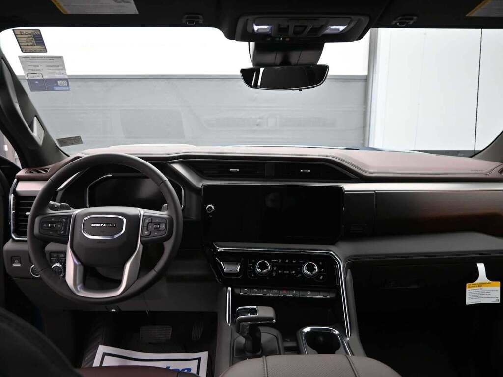 2026 GMC Sierra 1500 Crew Cab, Standard Bed, Denali, 4WD