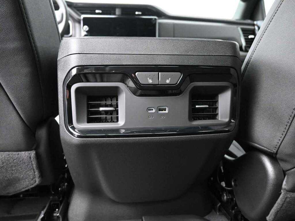 2026 GMC Sierra 1500 Crew Cab, Short Bed, AT4, 4WD