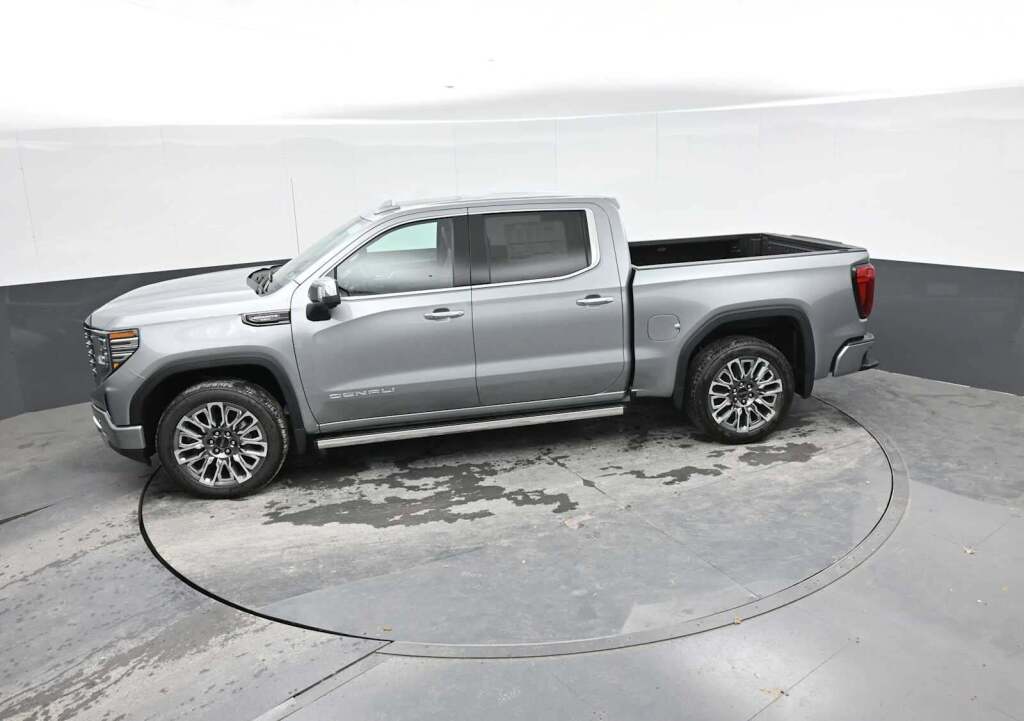 2026 GMC Sierra 1500 Crew Cab, Short Bed, Denali Ultimate, 4WD