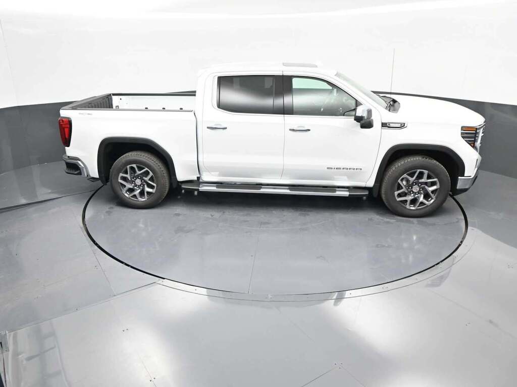 2026 GMC Sierra 1500 Crew Cab, Short Bed, SLT, 4WD