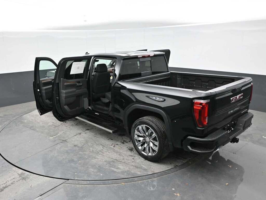 2026 GMC Sierra 1500 Crew Cab, Short Bed, Denali, 4WD