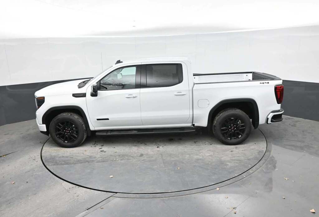 2026 GMC Sierra 1500 Crew Cab, Short Bed, Elevation, 4WD