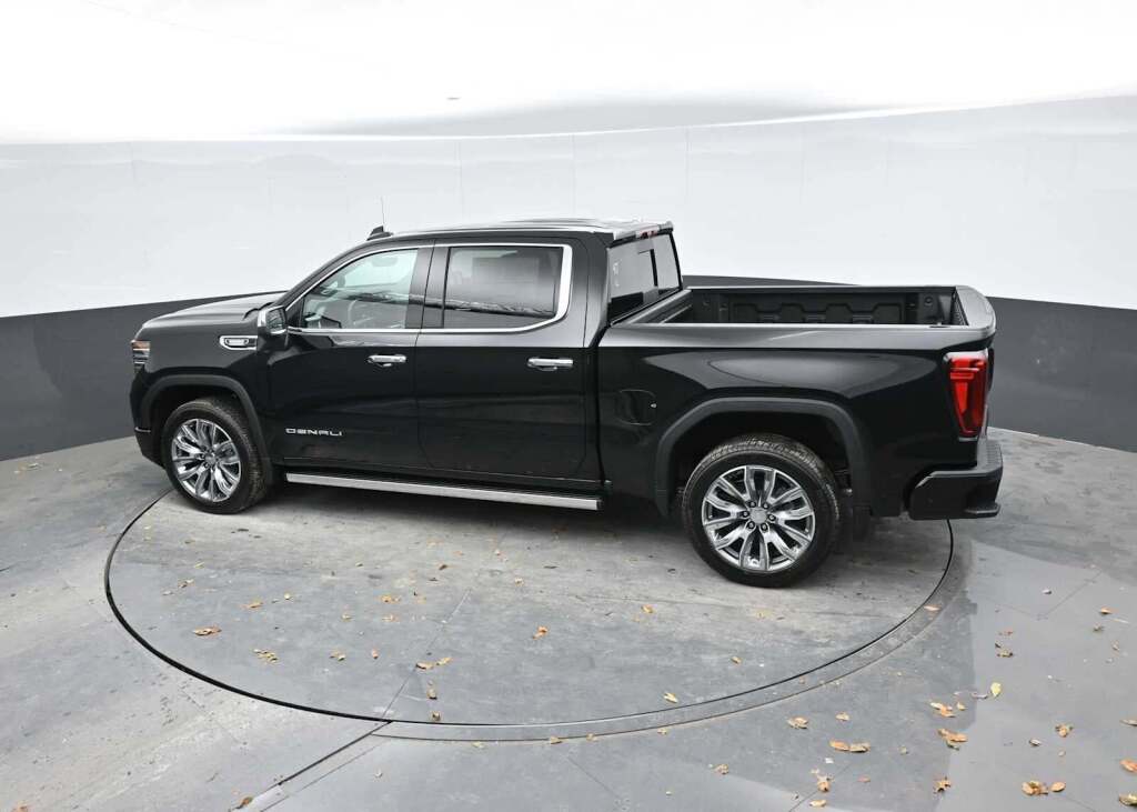 2026 GMC Sierra 1500 Crew Cab, Short Bed, Denali, 4WD