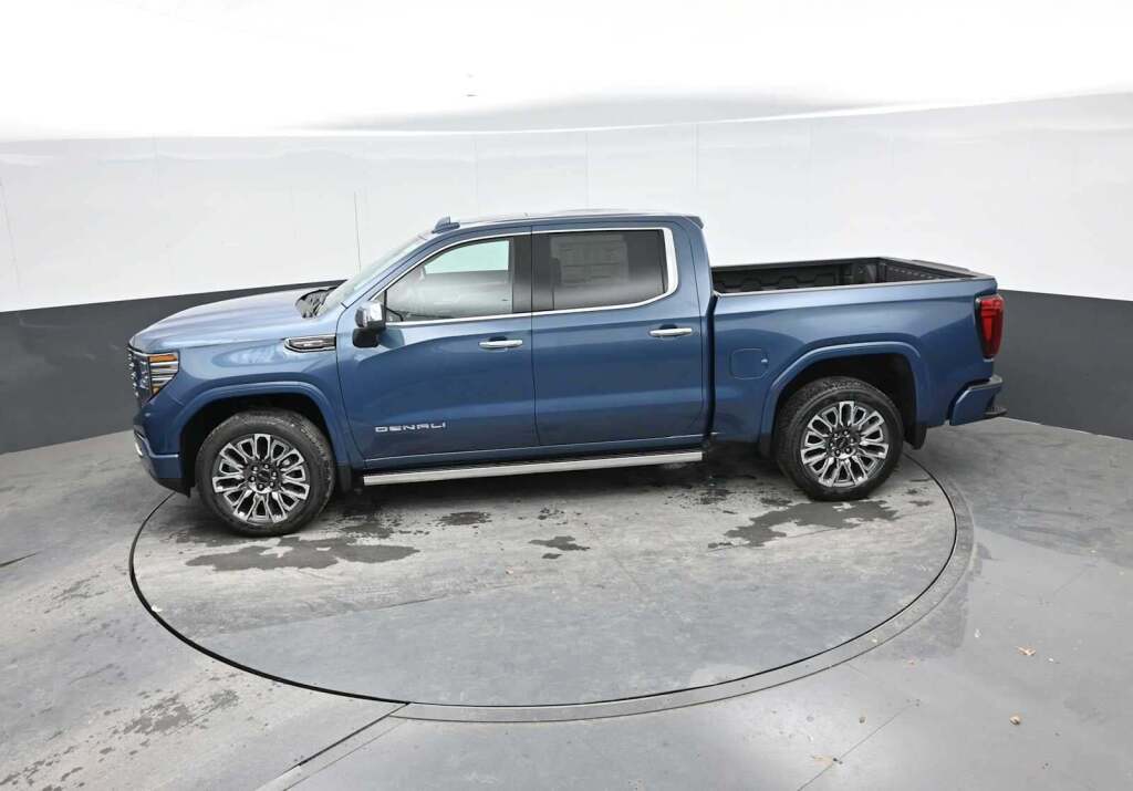 2026 GMC Sierra 1500 Crew Cab, Short Bed, Denali Ultimate, 4WD