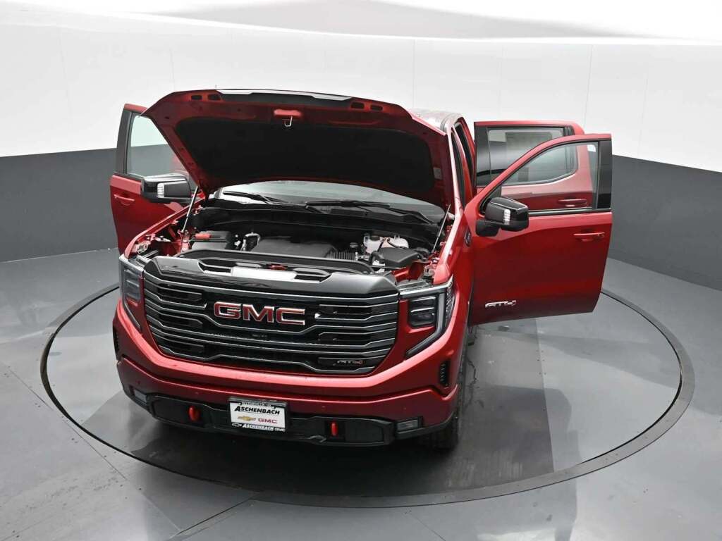 2026 GMC Sierra 1500 Crew Cab, Standard Bed, AT4, 4WD