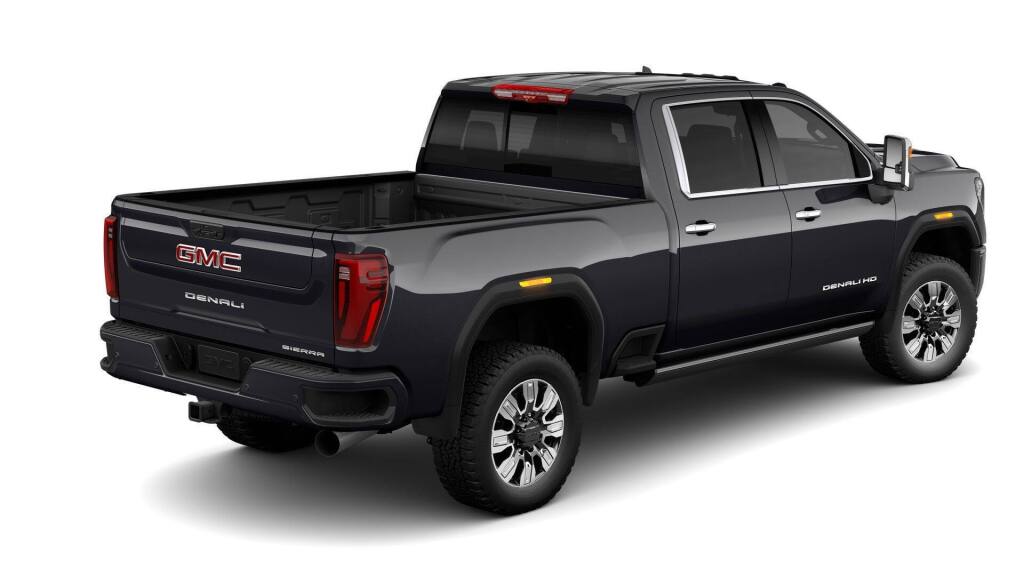 2025 GMC Sierra 2500HD 4WD Crew Cab Standard Bed Denali