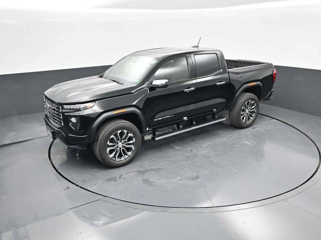 2026 GMC Canyon Denali, 4WD
