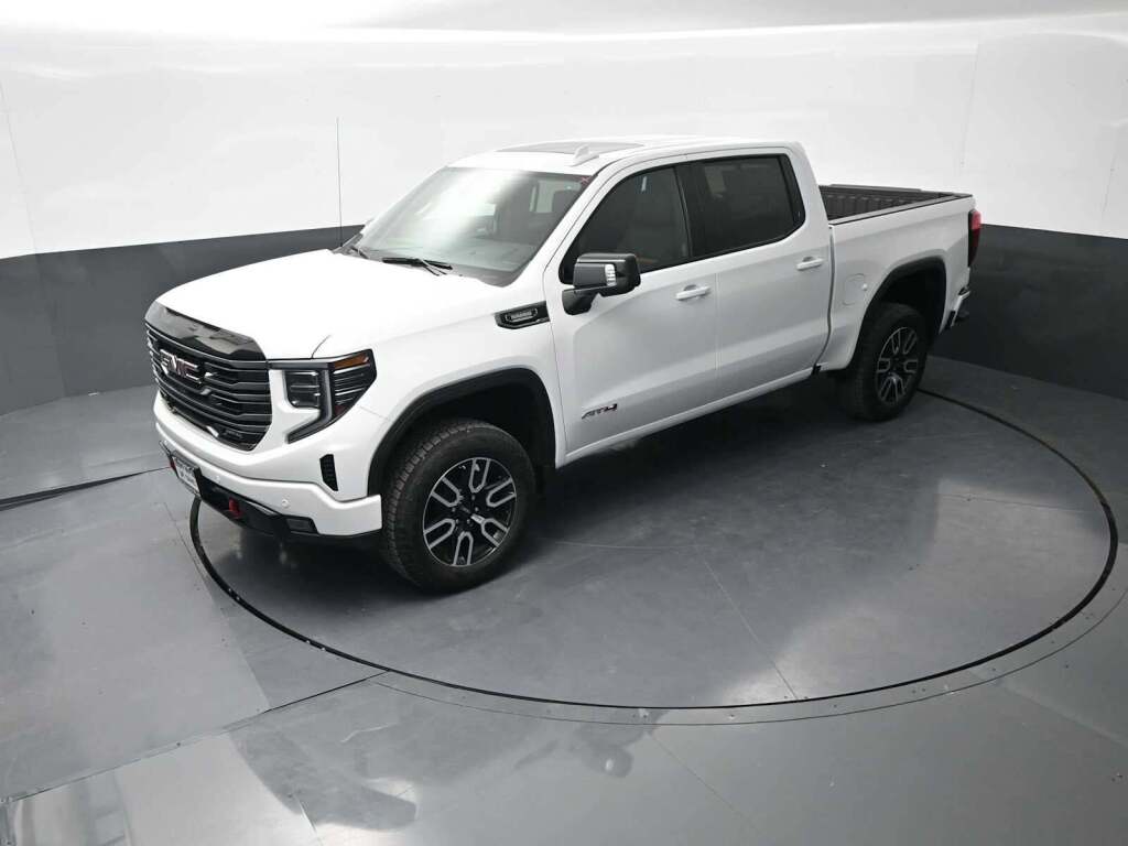 2026 GMC Sierra 1500 Crew Cab, Short Bed, AT4, 4WD