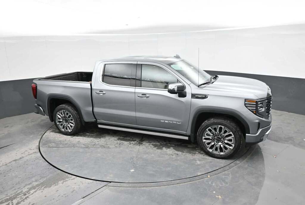 2026 GMC Sierra 1500 Crew Cab, Short Bed, Denali Ultimate, 4WD