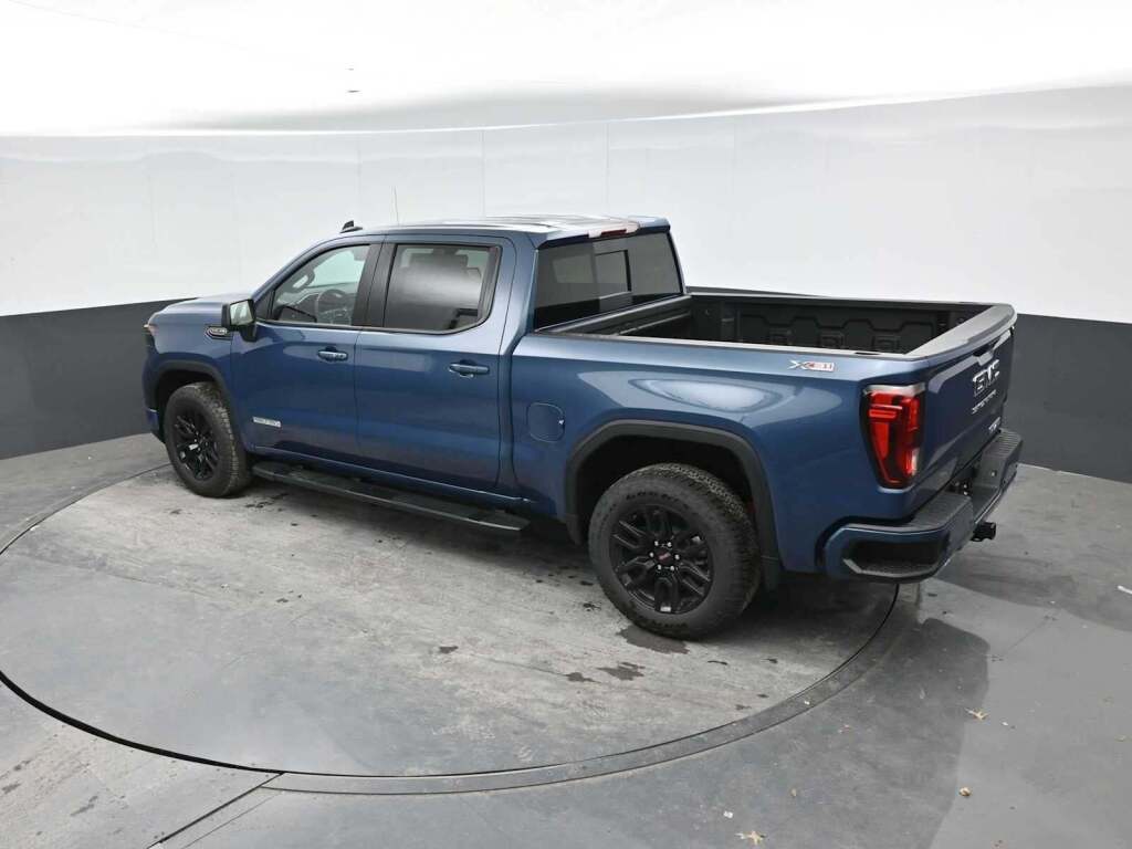 2026 GMC Sierra 1500 Crew Cab, Short Bed, Elevation, 4WD
