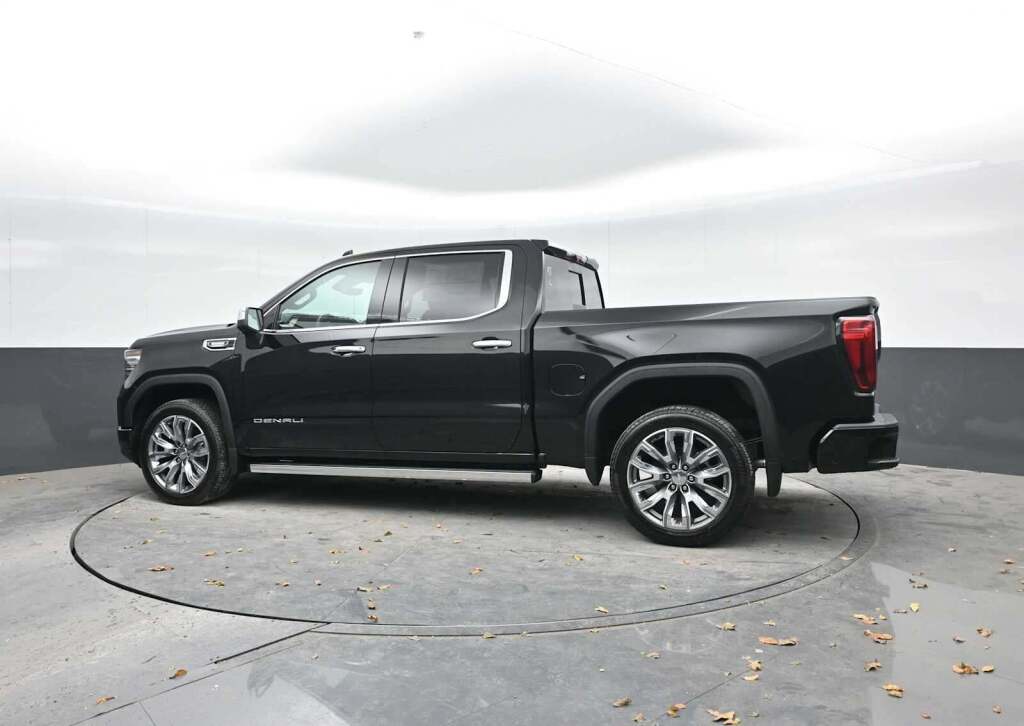 2026 GMC Sierra 1500 Crew Cab, Short Bed, Denali, 4WD