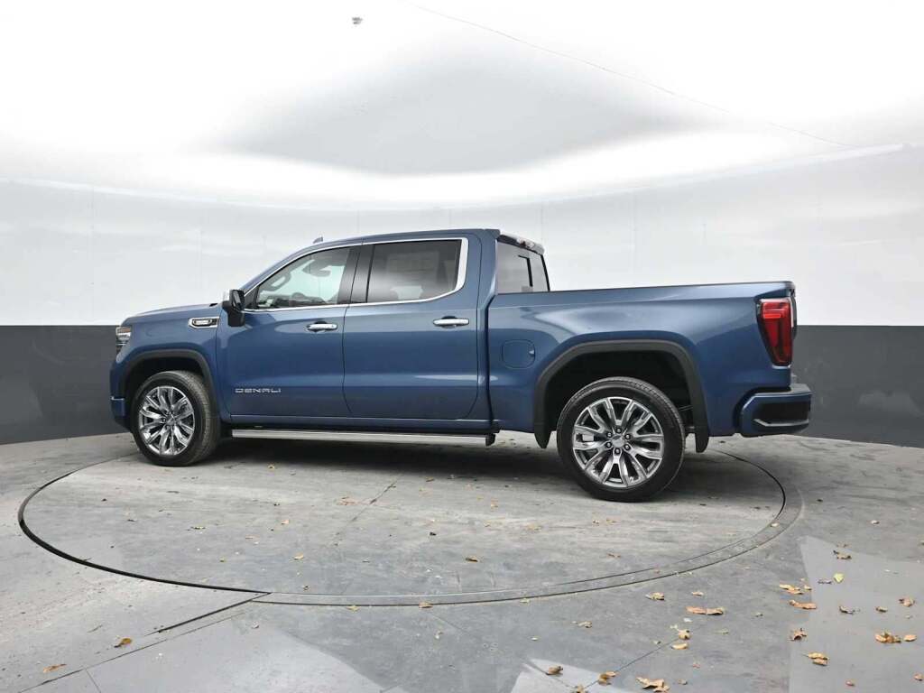 2026 GMC Sierra 1500 Crew Cab, Standard Bed, Denali, 4WD