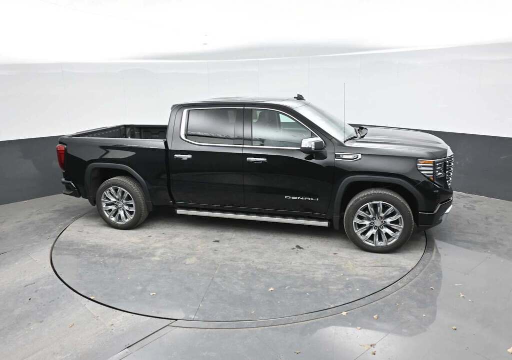 2026 GMC Sierra 1500 Crew Cab, Short Bed, Denali, 4WD