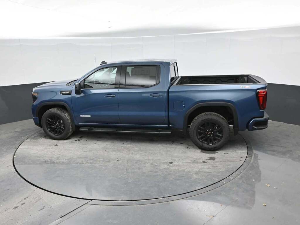 2026 GMC Sierra 1500 Crew Cab, Short Bed, Elevation, 4WD